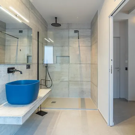 Bellini House *